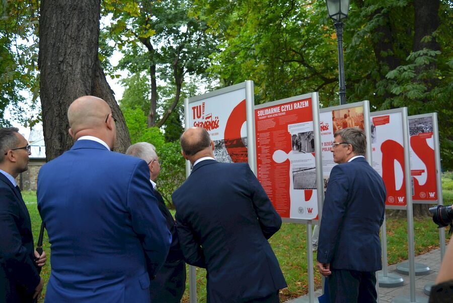 W Kielcach upamiętniono 40. rocznicę narodzin „Solidarności”. Fot. Katzarzyna Pronobis (IPN)