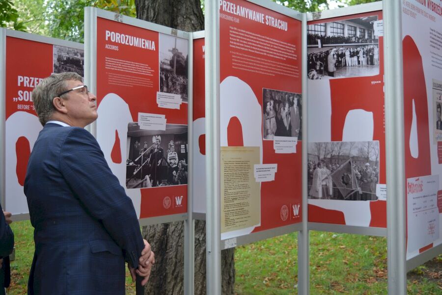 W Kielcach upamiętniono 40. rocznicę narodzin „Solidarności”. Fot. Katzarzyna Pronobis (IPN)