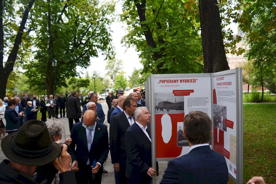 W Kielcach upamiętniono 40. rocznicę narodzin „Solidarności”. Fot. Katzarzyna Pronobis (IPN)