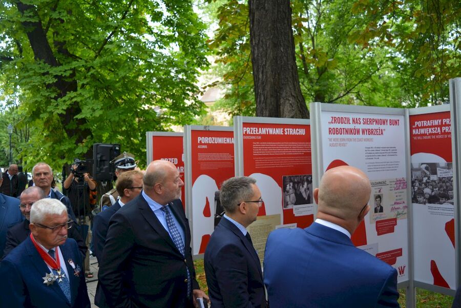 W Kielcach upamiętniono 40. rocznicę narodzin „Solidarności”. Fot. Katzarzyna Pronobis (IPN)