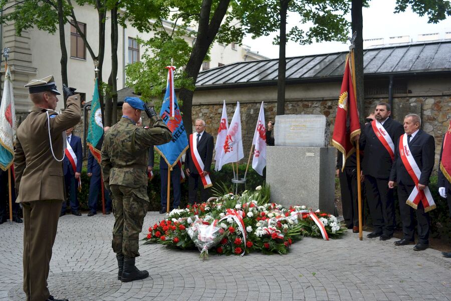 W Kielcach upamiętniono 40. rocznicę narodzin „Solidarności”. Fot. Katzarzyna Pronobis (IPN)