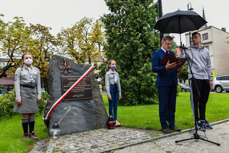 1.09.2020, odsłonięcie pomnika w Jordanowie. Fot. Agnieszka Masłowska (IPN)