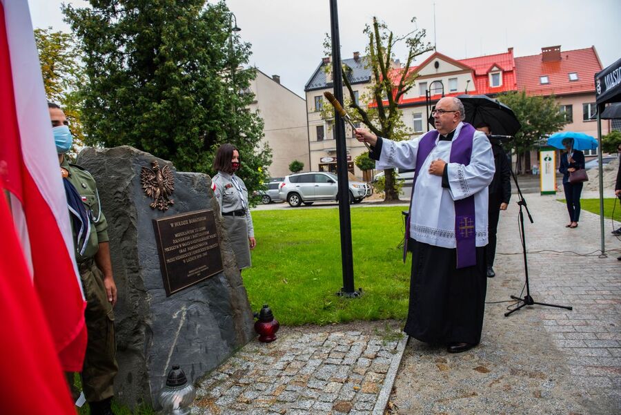 1.09.2020, odsłonięcie pomnika w Jordanowie. Fot. Agnieszka Masłowska (IPN)