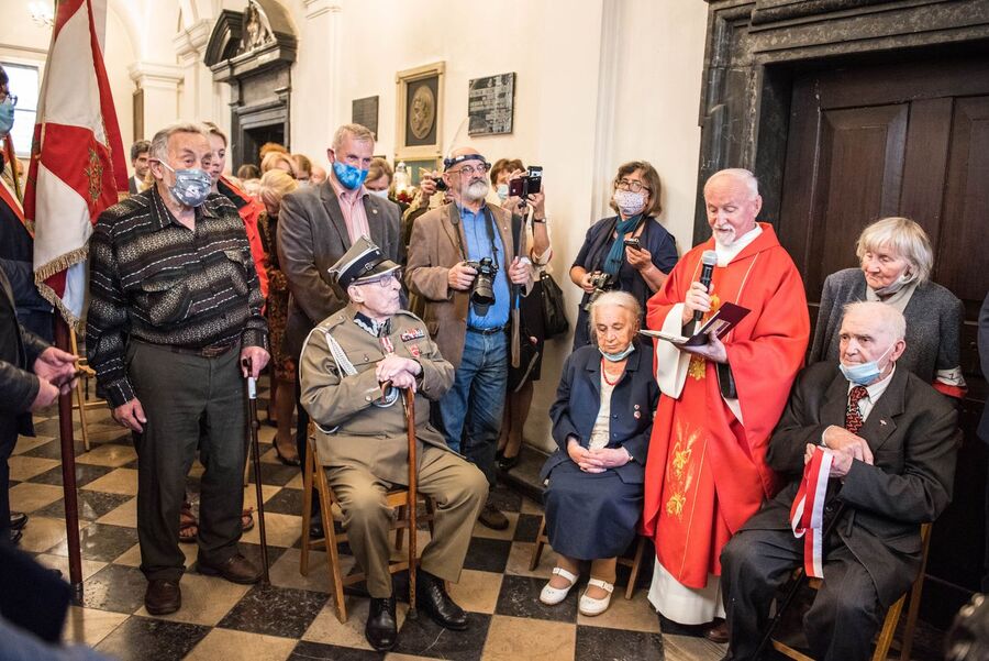 Odsłonięcie tablicy poświęconej działaczom Zrzeszenia „Wolność i Niezawisłość”. Kraków 2 września 2020. Fot. Agnieszka Masłowska IPN