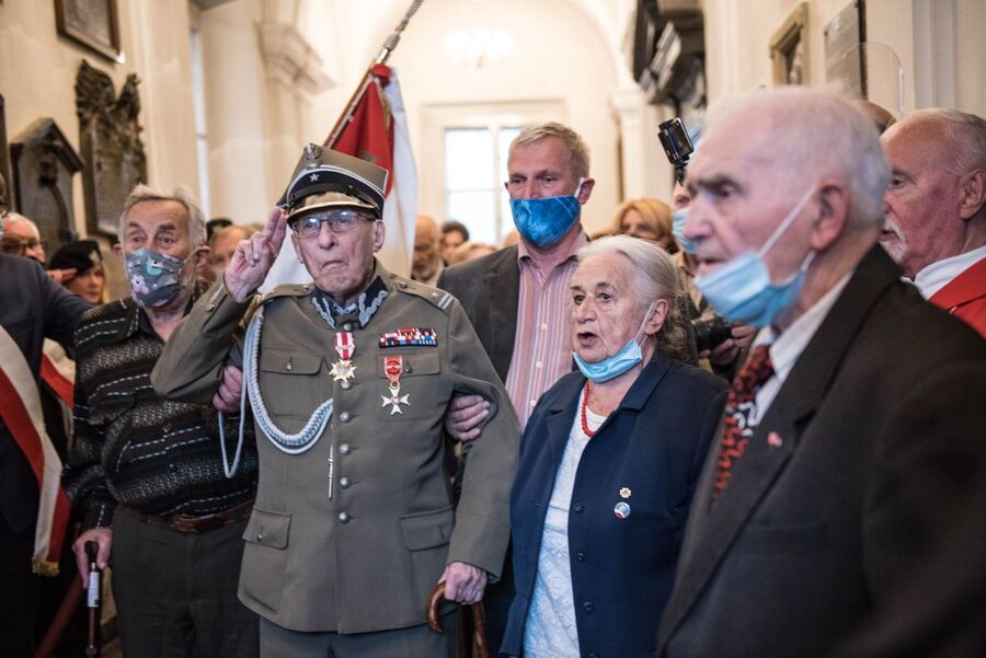 Odsłonięcie tablicy poświęconej działaczom Zrzeszenia „Wolność i Niezawisłość”. Kraków 2 września 2020. Fot. Agnieszka Masłowska IPN