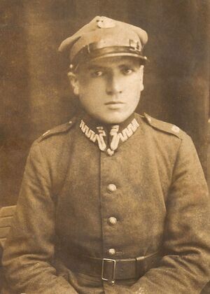 Strzelec Franciszek Warzecha, żołnierz 11. pułku piechoty pochodzący z Płazy, poległy 4 września 1939 r. w rodzinnej miejscowości. Fot. Ze zbiorów rodzinnych