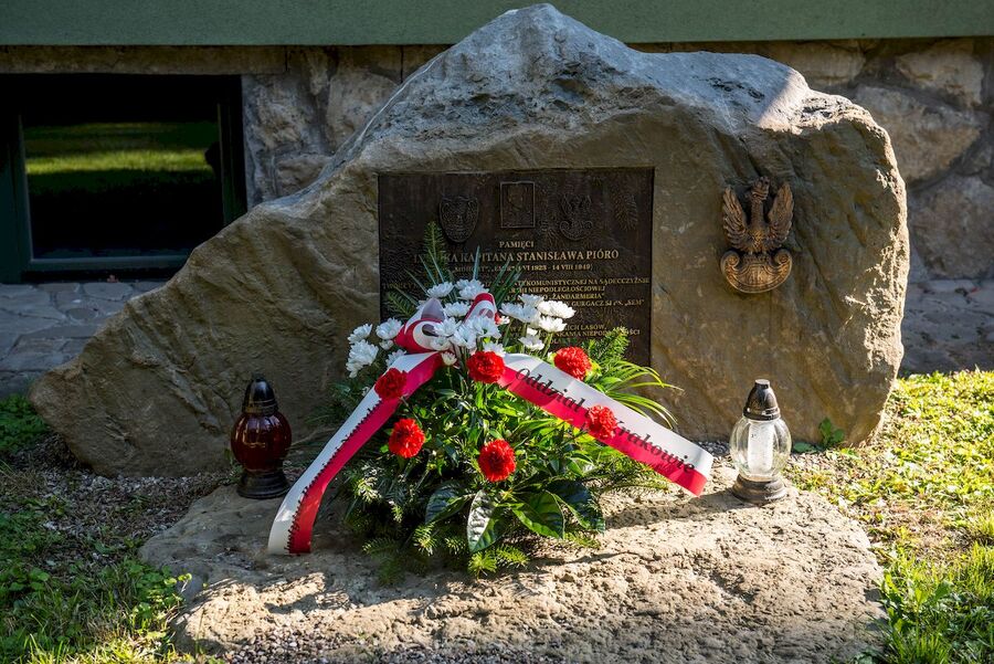 5.09.2020 na Hali Łabowskiej oddano hołd ks. Gurgaczowi i żołnierzom PPAN. Fot. Agnieszka Masłowska (IPN)