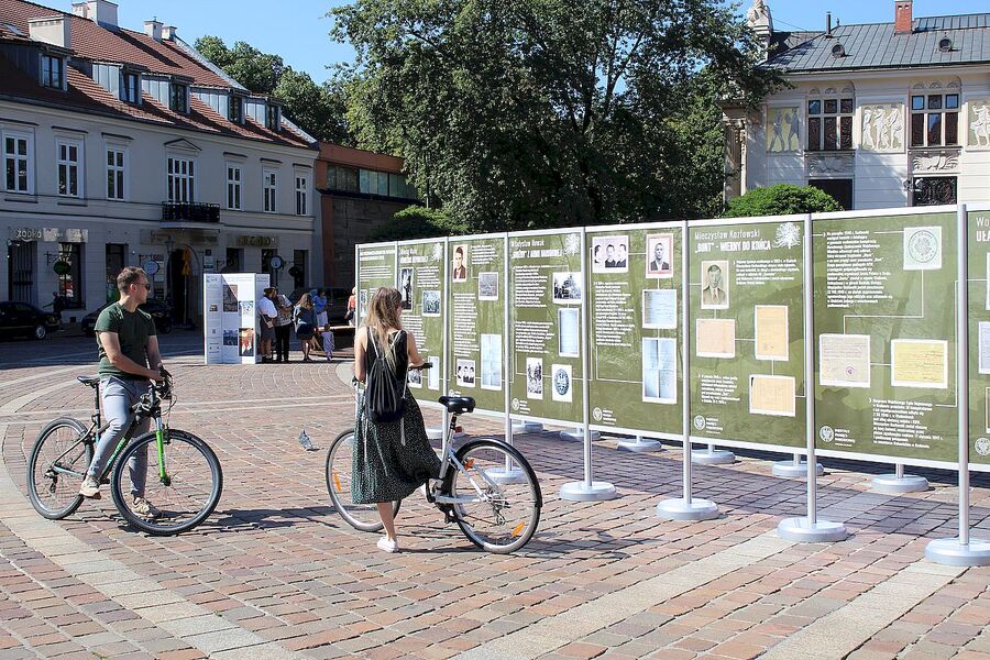 12.09.2020, pl. Szczepański. Fascynująca sobota z IPN w Krakowie. Fot. Janusz Ślęzak (IPN)