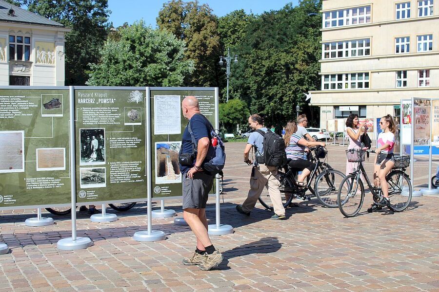 12.09.2020, pl. Szczepański. Fascynująca sobota z IPN w Krakowie. Fot. Janusz Ślęzak (IPN)