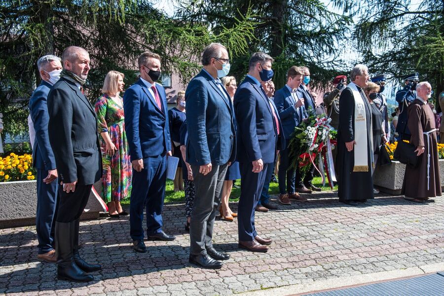 Odsłonięcie tablicy pamięci ofiar zbrodni katyńskiej – Skomielna Biała, 13 września 2020. Fot. Agnieszka Masłowska IPN