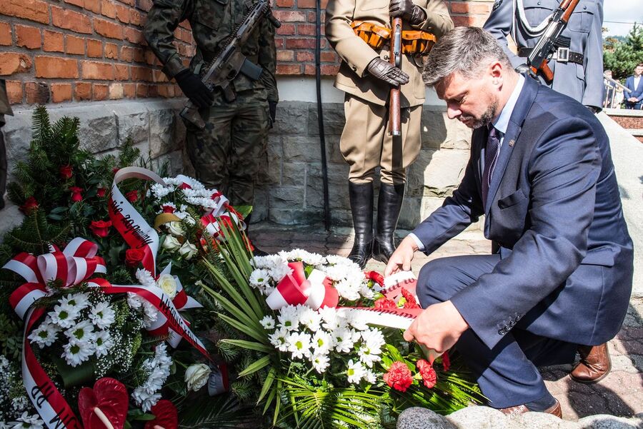 Odsłonięcie tablicy pamięci ofiar zbrodni katyńskiej – Skomielna Biała, 13 września 2020. Fot. Agnieszka Masłowska IPN