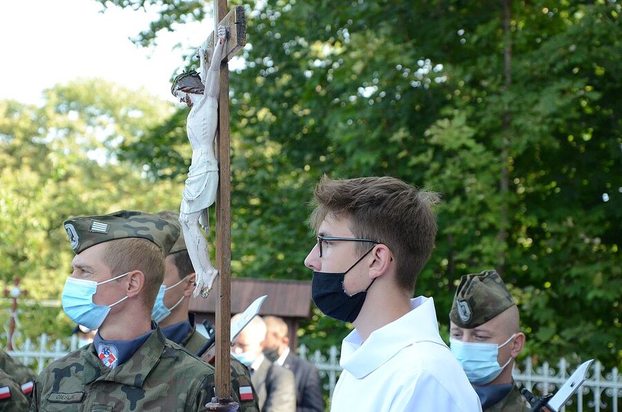 Rzyki, 19.09.2020. Uroczystości pogrzebowe ppor. Mieczysława Kozłowskiego. Fot. Janusz Ślęzak (IPN)