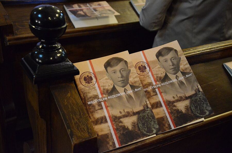 Rzyki, 19.09.2020. Uroczystości pogrzebowe ppor. Mieczysława Kozłowskiego. Fot. Janusz Ślęzak (IPN)