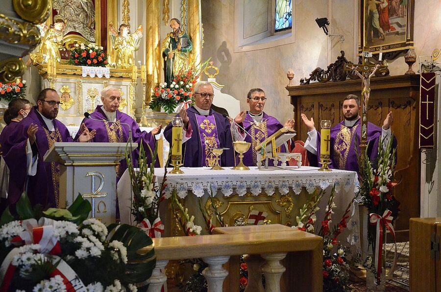 Rzyki, 19.09.2020. Uroczystości pogrzebowe ppor. Mieczysława Kozłowskiego. Fot. Janusz Ślęzak (IPN)