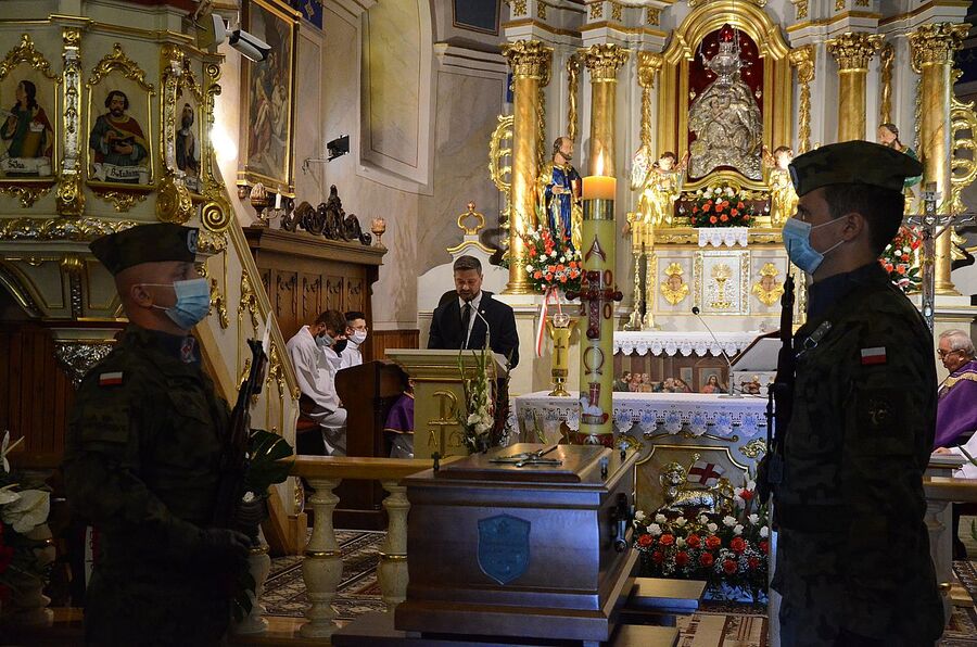 Rzyki, 19.09.2020. Uroczystości pogrzebowe ppor. Mieczysława Kozłowskiego. Fot. Janusz Ślęzak (IPN)