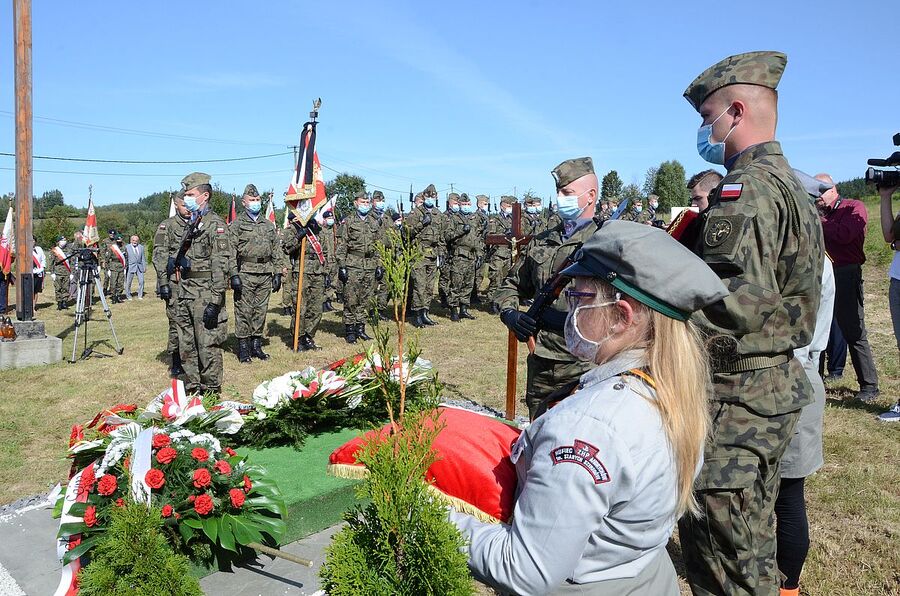Rzyki, 19.09.2020. Uroczystości pogrzebowe ppor. Mieczysława Kozłowskiego. Fot. Janusz Ślęzak (IPN)