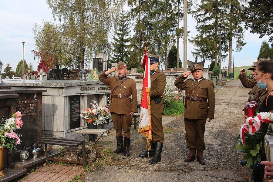 3.10.2020, zlot partyzancki na Turbaczu w 105. rocznicę urodzin „Ognia”. Fot. IPN