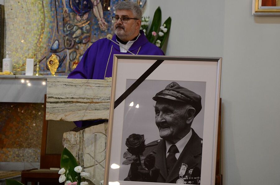 9.10.2020, pogrzeb mjr. hm. Władysława Zawiślaka. Fot. Janusz Ślęzak (IPN)