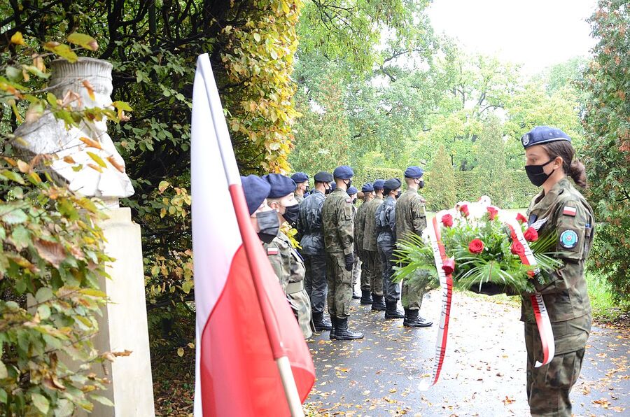 Popiersie hetmana Stanisława Żółkiewskiego w parku Jordana w Krakowie. Fot. Janusz Ślęzak (IPN)