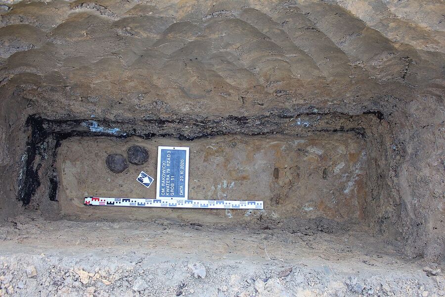 Prace poszukiwawcze na cmentarzu Rakowickim w Krakowie, październik 2020. Fot. IPN