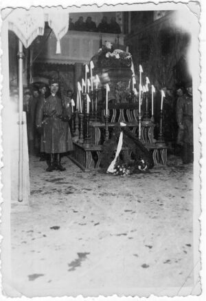 Pogrzeb „Groma”. Kościół parafialny w Kidowie, 18 listopada 1944