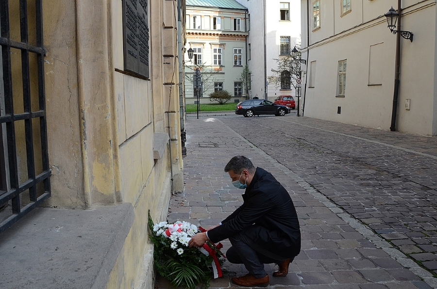 27.10.2020. W hołdzie płk. Franciszkowi Niepokólczyckiemu. Fot. Janusz Ślęzak (IPN)