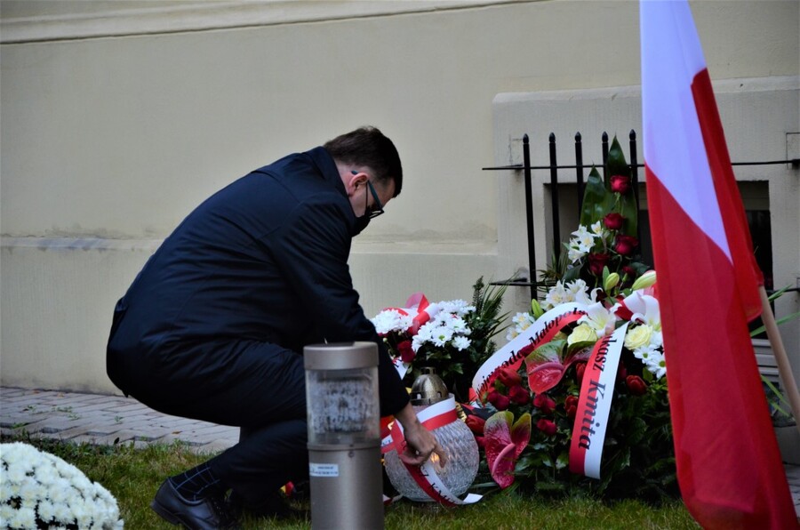 Uroczystości w 81. rocznicę aresztowania przez władze okupacyjne 25 jezuitów z kolegium krakowskiego przy ul. Kopernika 26 fot. Żaneta Wierzgacz