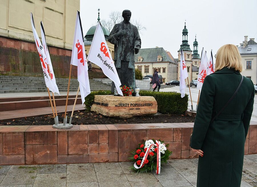 13.12.2020 w Kielcach oddano hołd ofiarom stanu wojennego. Fot. Katarzyna Pronobis (IPN)
