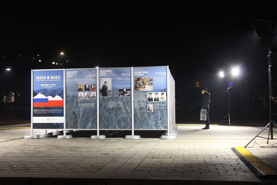 13.12.2020. Otwarcie wystawy „Bracia w wierze” w Zakopanem