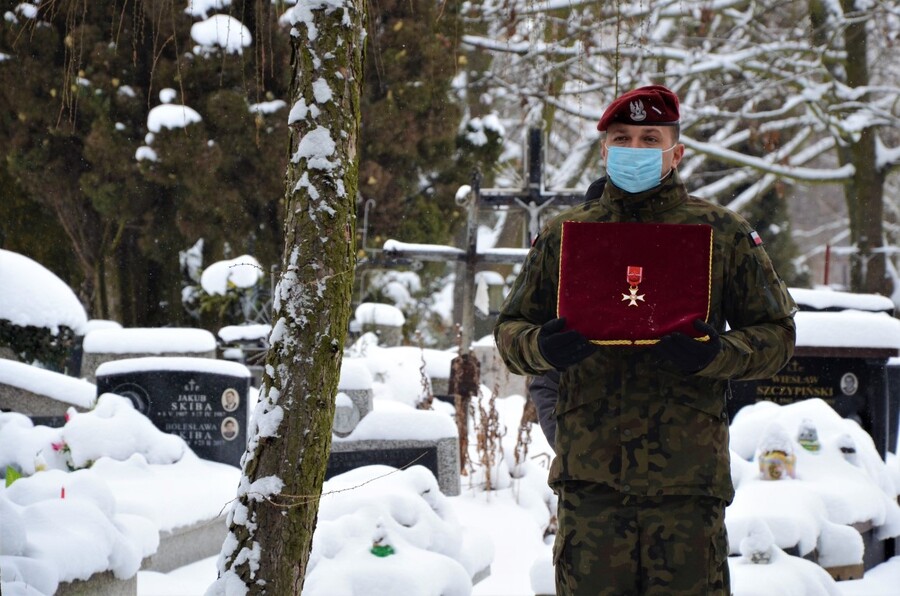 Pożegnanie Andrzeja Ossowskiego - fot. Żaneta Wierzgacz IPN