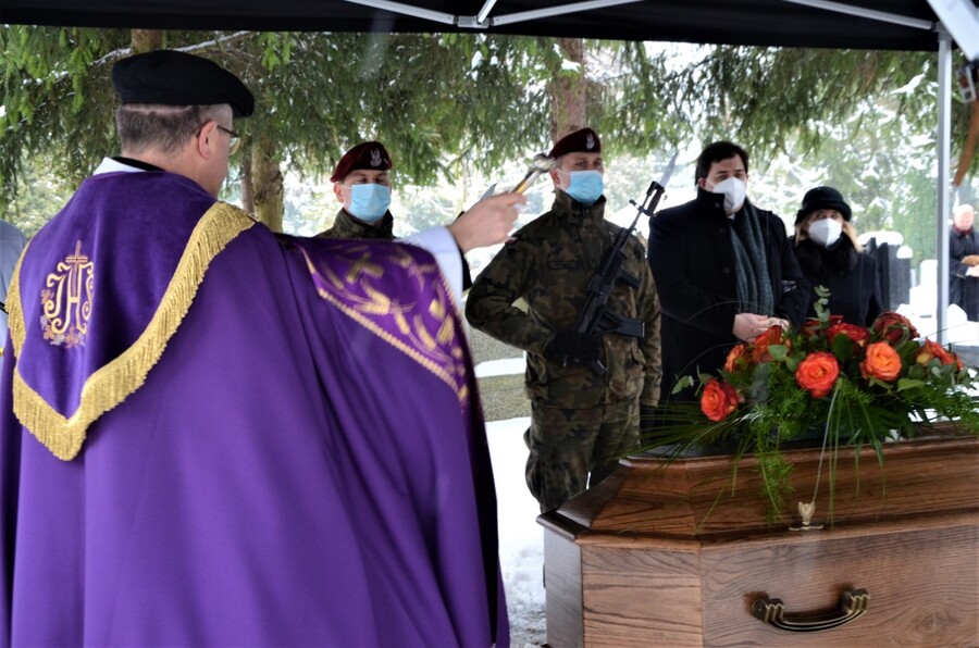 Pożegnanie Andrzeja Ossowskiego - fot. Żaneta Wierzgacz IPN