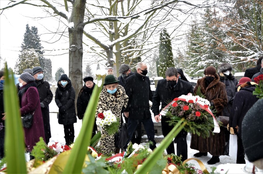 Pożegnanie Andrzeja Ossowskiego - fot. Żaneta Wierzgacz IPN