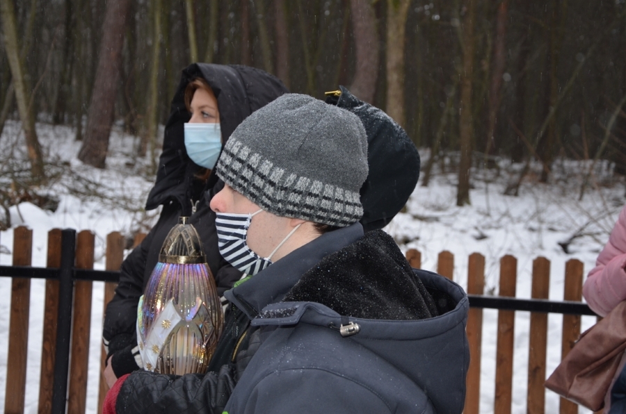 25.01.2021. Uroczystość na odnowionym cmentarzu ofiar Holokaustu w Wolbromiu. Fot. Janusz Ślęzak (IPN)