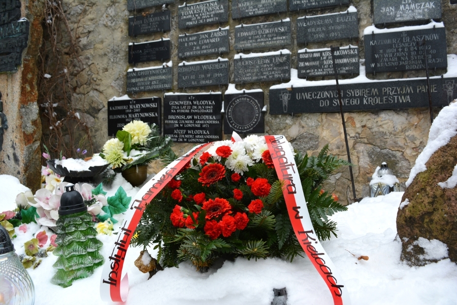 10.02.2021 w Kielcach upamiętniono ofiary pierwszej masowej deportacji na Syberię. Fot. Katarzyna Pronobis (IPN)