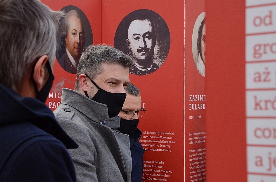 17.03.2021, Michałowice. Otwarcie wystawy „Polski gen wolności. 150 lat walk o Niepodległość”. Fot. Janusz Ślęzak (IPN)