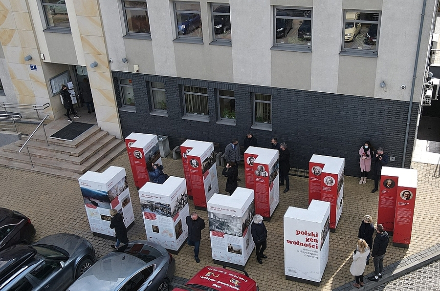 17.03.2021, Michałowice. Otwarcie wystawy „Polski gen wolności. 150 lat walk o Niepodległość”. Fot. Janusz Ślęzak (IPN)