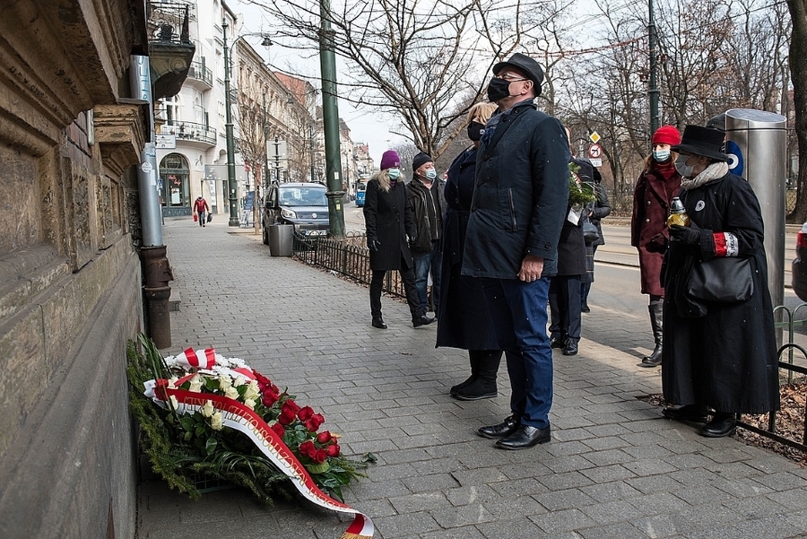 19.03.2021. W Krakowie uczczono profesorów i studentów tajnego nauczania na UJ. Fot. Agnieszka Masłowska (IPN)