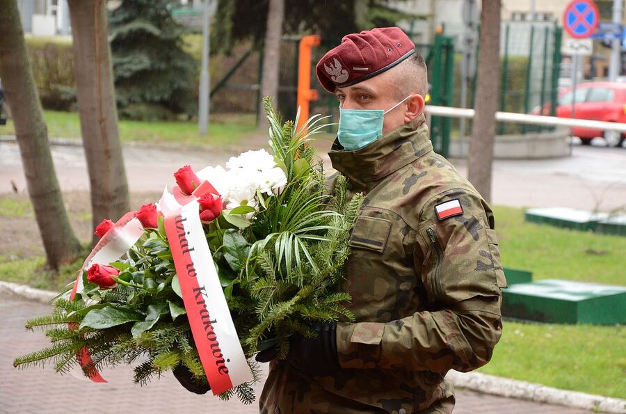13.04.2021 w Krakowie oddano hołd ofiarom zbrodni katyńskiej. Fot. Janusz Ślęzak (IPN)