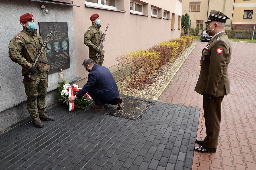 13.04.2021 w Krakowie oddano hołd ofiarom zbrodni katyńskiej. Fot. Janusz Ślęzak (IPN)