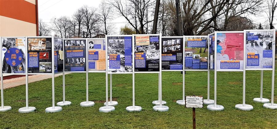 Brzesko. Wystawa „Zbrodnia Katyńska 1940. Zagłada polskich elit”
