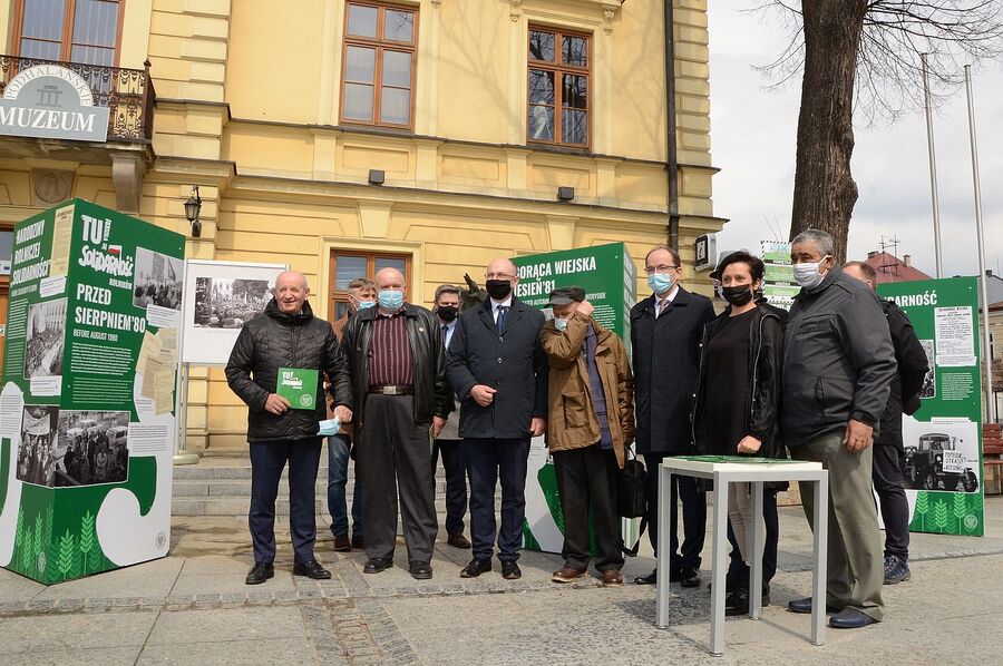 Wystawa „TU rodziła się Solidarność Rolników” w Nowym Targu. Fot. Janusz Ślęzak (IPN)