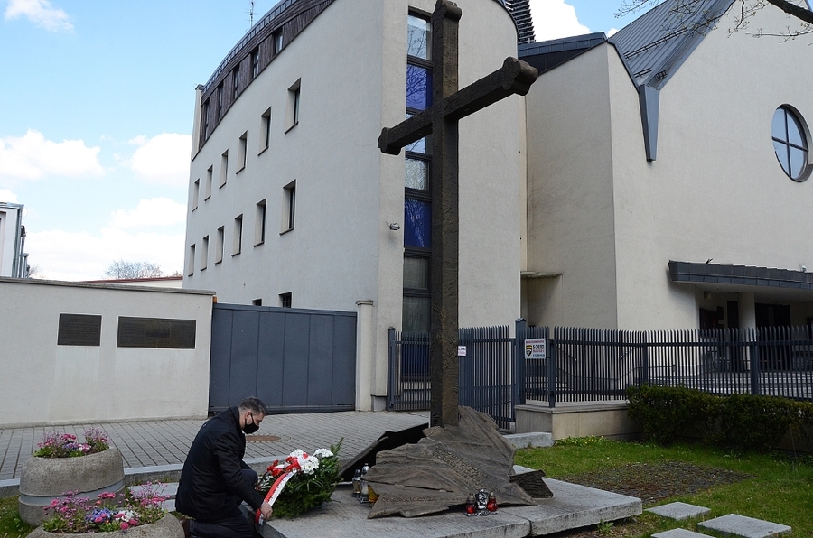 61. rocznica obrony Krzyża Nowohuckiego. Fot. Janusz Ślęzak (IPN)