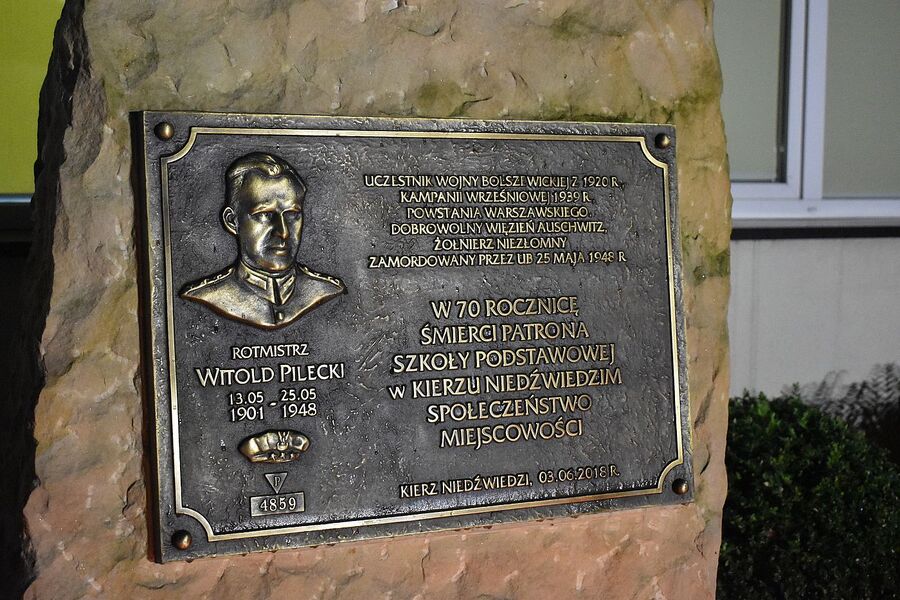 Uroczystość w Kierzu Niedźwiedzim. Fot. Katarzyna Pronobis (IPN)