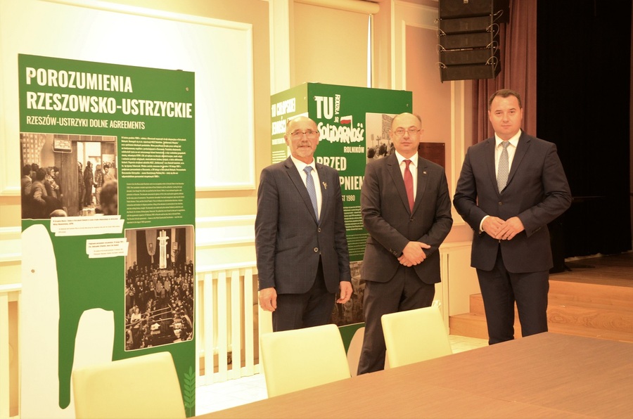 Wystawa „TU rodziła się Solidarność rolników” w Zakliczynie, fot. Żaneta Wierzgacz (IPN)