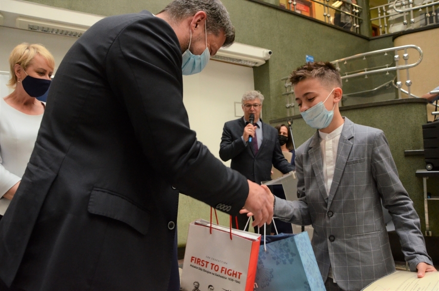 11.06.2021, Kraków. Uroczystość wręczenia nagród laureatom małopolskiego konkursu „Polscy żołnierze w obronie wolnego świata 1939-1940”. Fot. Janusz Ślęzak (IPN)