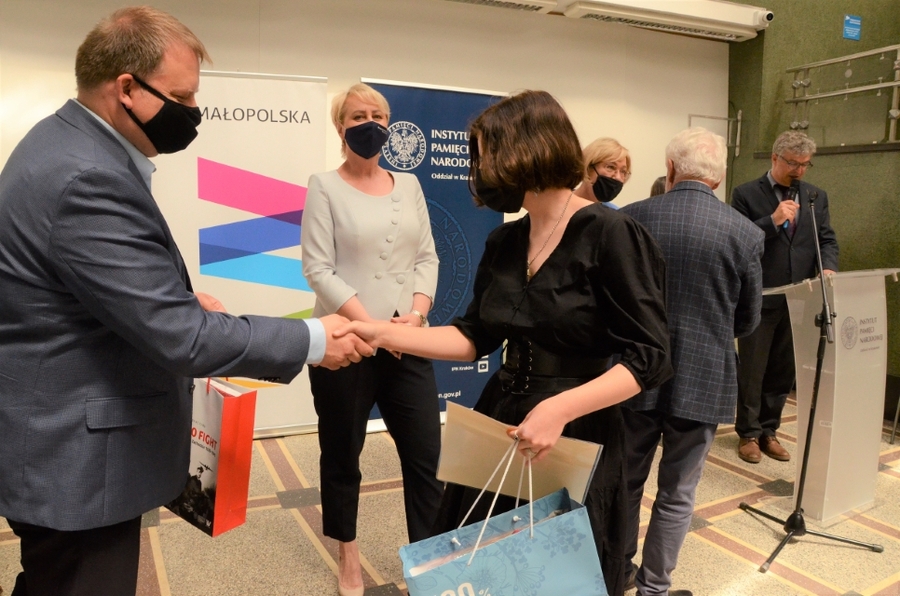 11.06.2021, Kraków. Uroczystość wręczenia nagród laureatom małopolskiego konkursu „Polscy żołnierze w obronie wolnego świata 1939-1940”. Fot. Janusz Ślęzak (IPN)