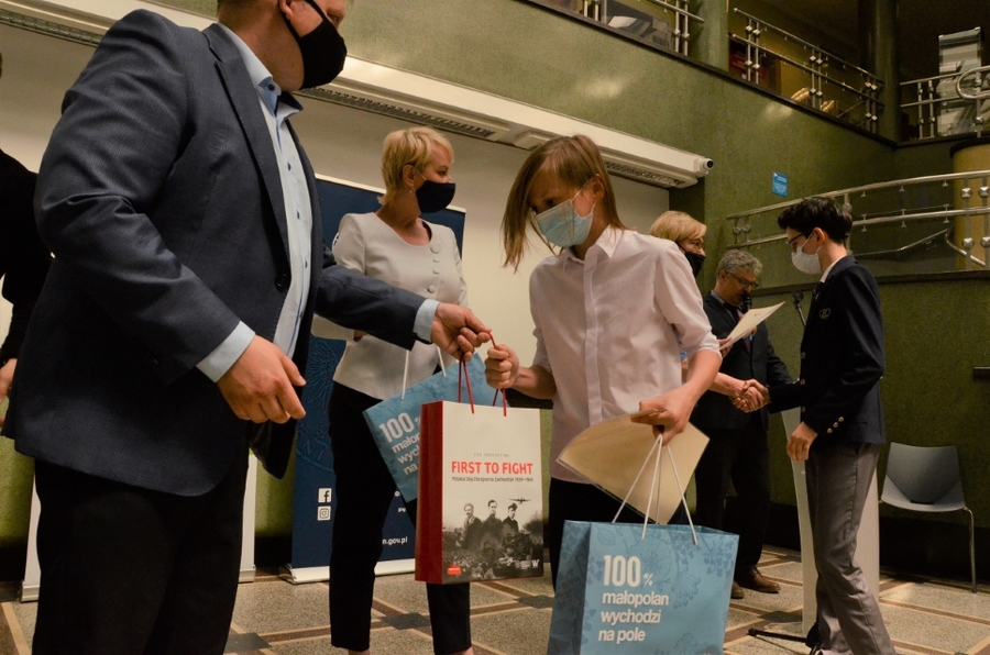 11.06.2021, Kraków. Uroczystość wręczenia nagród laureatom małopolskiego konkursu „Polscy żołnierze w obronie wolnego świata 1939-1940”. Fot. Janusz Ślęzak (IPN)