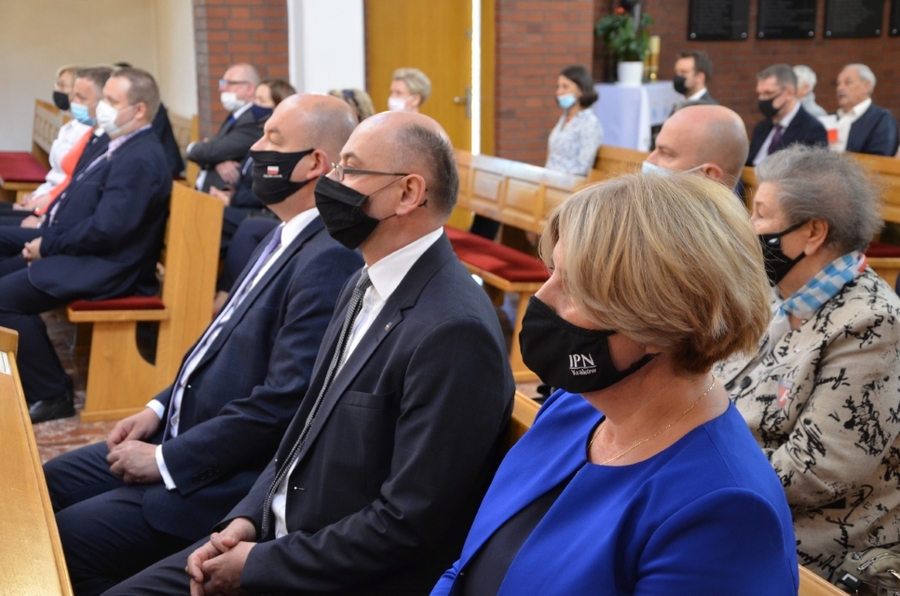 81. rocznica pierwszego masowego transportu Polaków do KL Auschwitz. Uroczystości w Harmężach. Fot. Janusz Ślęzak (IPN)