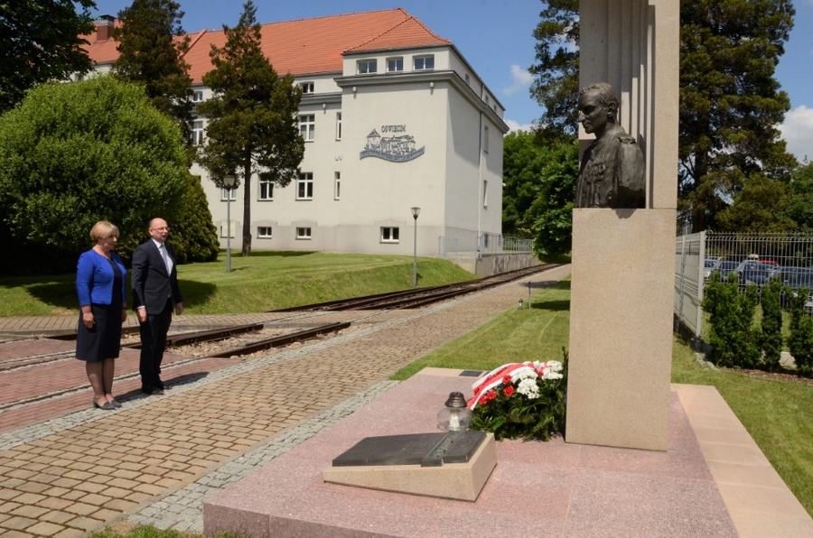 81. rocznica pierwszego masowego transportu Polaków do KL Auschwitz. Uroczystości w Oświęcimiu. Fot. Janusz Ślęzak (IPN)