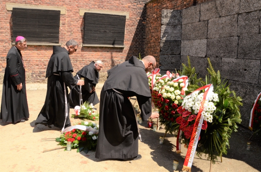 81. rocznica pierwszego masowego transportu Polaków do KL Auschwitz. Uroczystości w Oświęcimiu. Fot. Janusz Ślęzak (IPN)